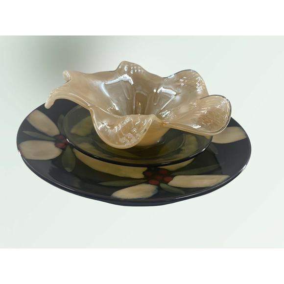 Suncatcher Yard Art Layered Flowers Tulip Tiered Repurposed Glass Garden Art - Picture 2 of 12